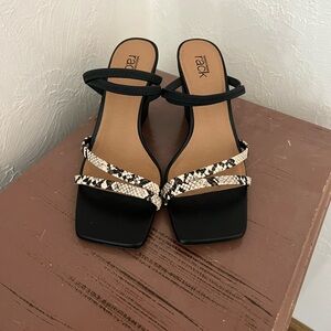 Size 8 women’s wedge sandal
